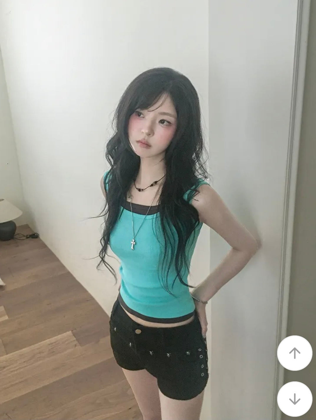 可疊穿闊帶修身背心 九色入
