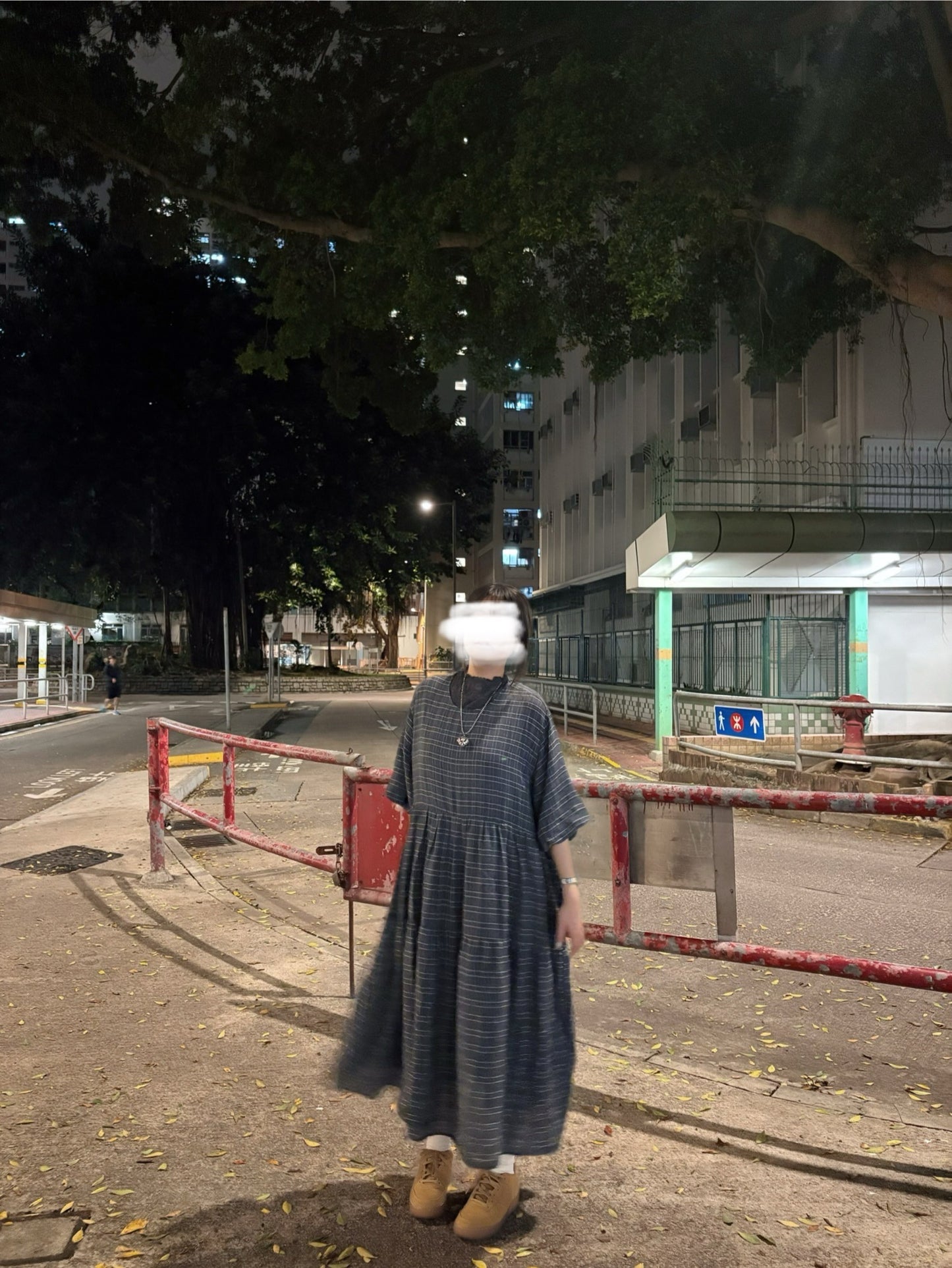 暗紋泡泡袖OPS