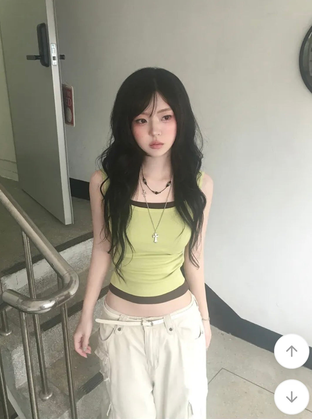 可疊穿闊帶修身背心 九色入