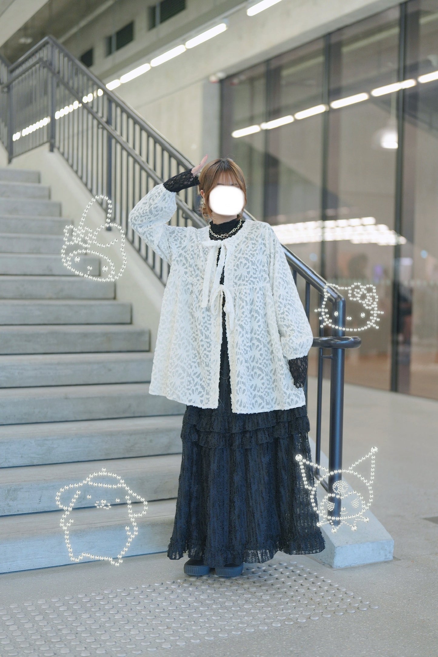 LACE RUFFLE TOP 四色入