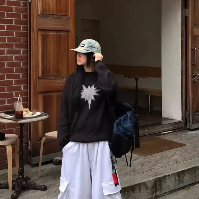 Star Pattern Round Neck Knit Sweater