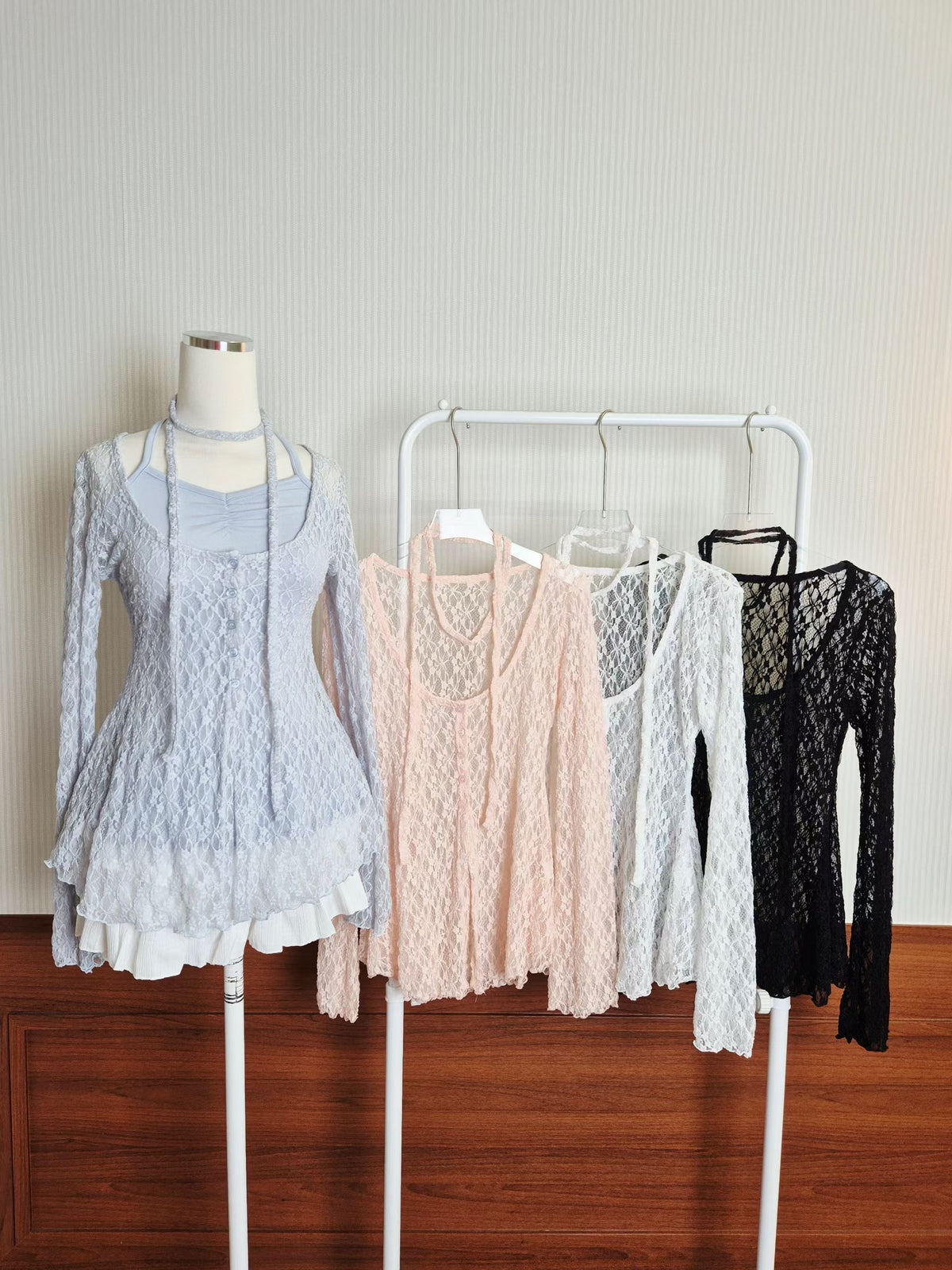 掛脖Lace Set Top 四色入