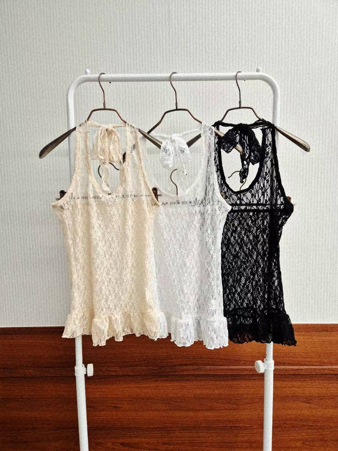 [$109系列] Lace綁帶掛脛背心