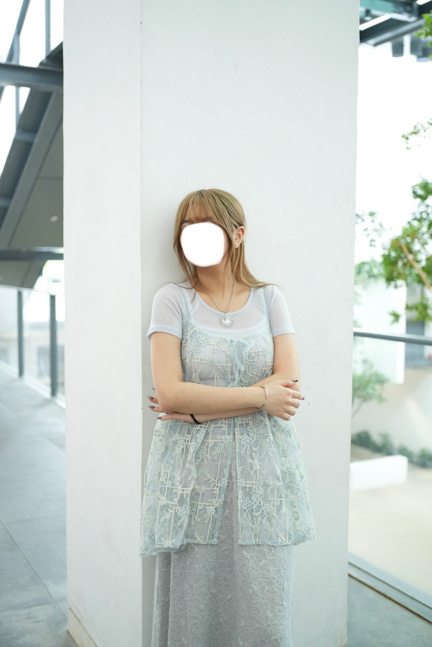 重工刺繡綁帶外撘 三色入￼