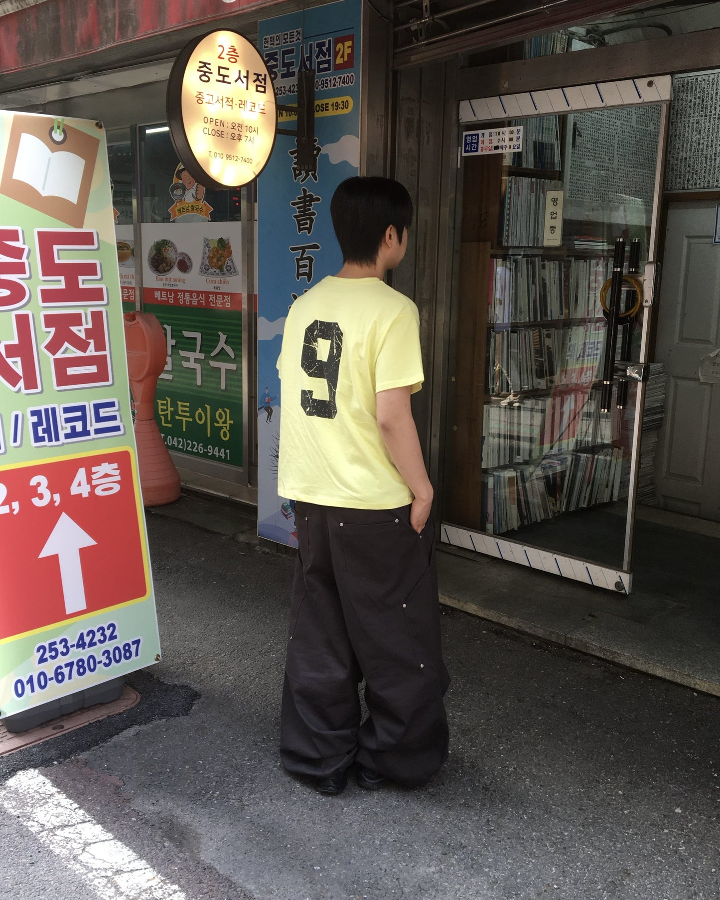 【1+1】Cool Cool字母Tee 四色入