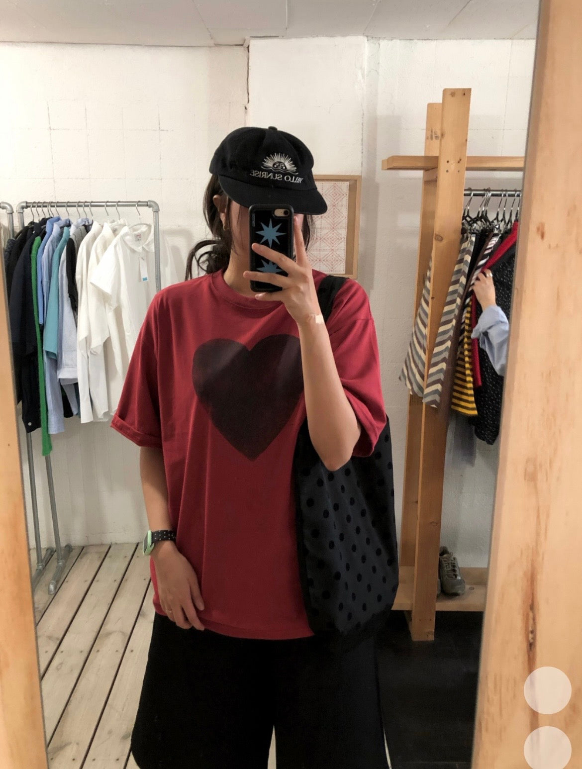 【1+1】心心塗鴉Tee 三色入