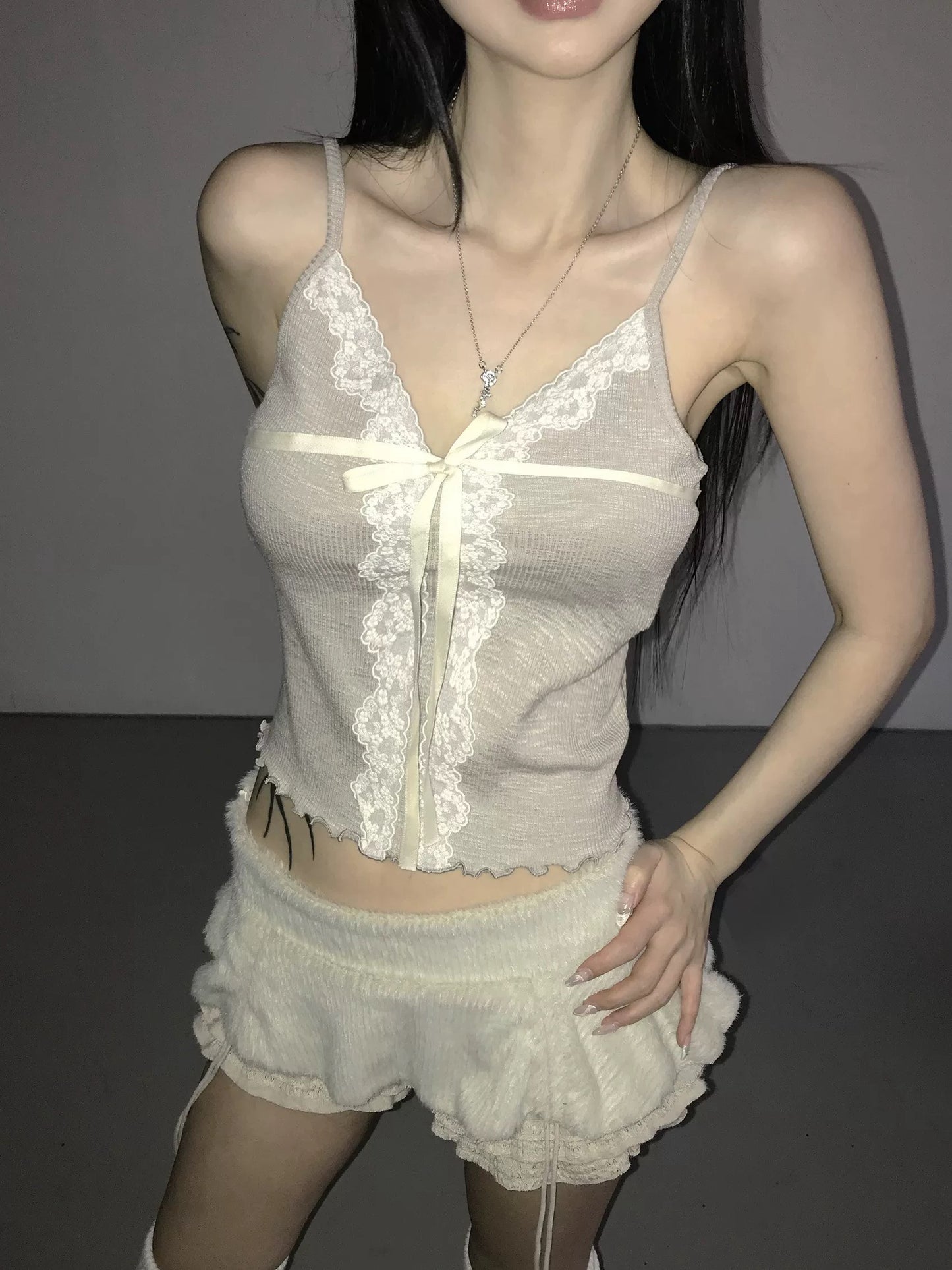 3月限定韓貨預訂95折☆ Lace蝴蝶結綁帶背心 兩色入