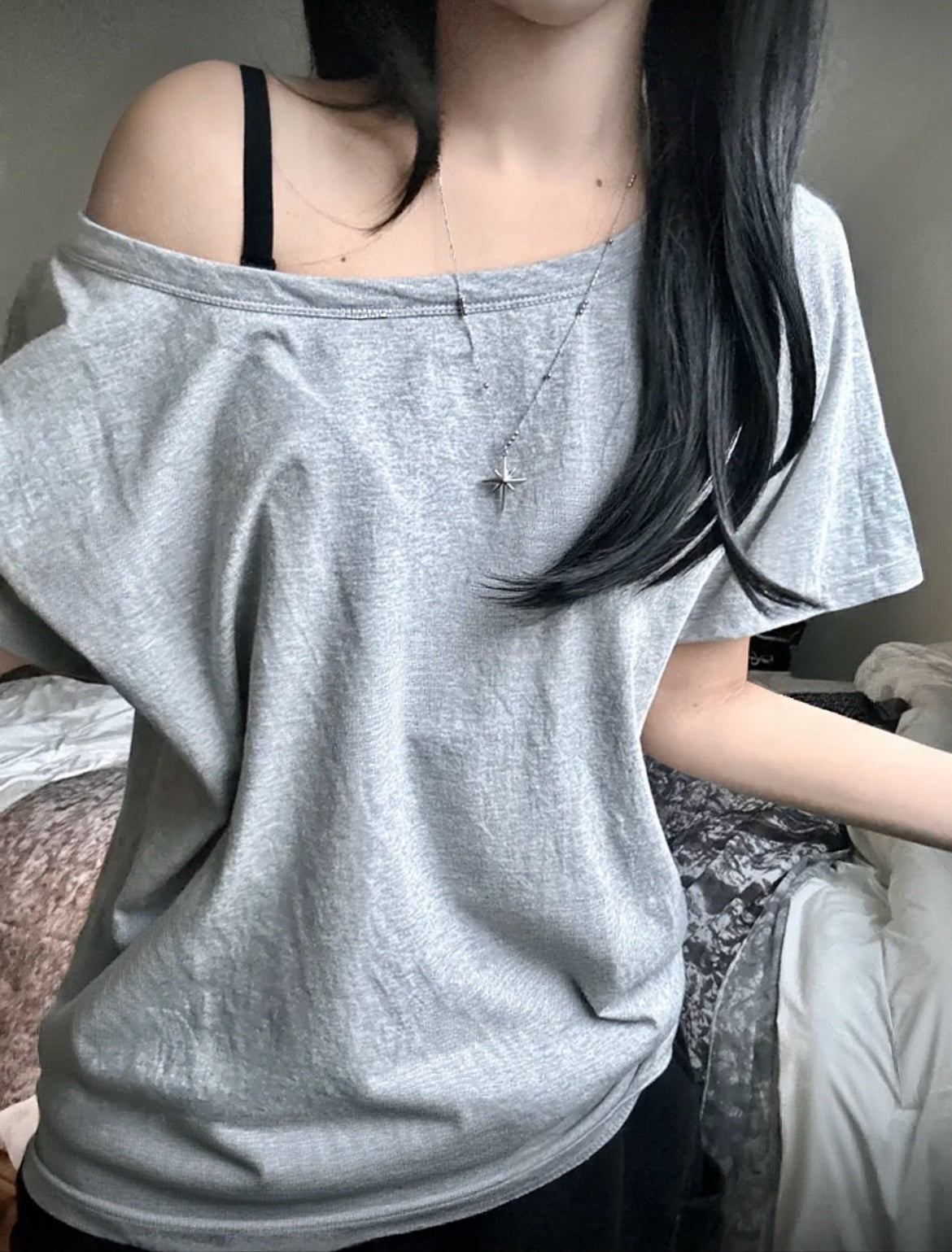 3月限定韓貨預訂95折☆ Basic斜膊Oversize Tee 四色入