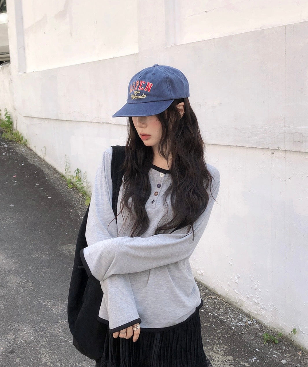 撞色邊亨利領長袖Top 兩色入