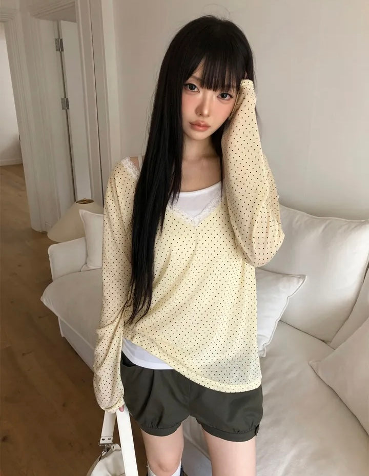 波點蕾絲V領透膚上衣 五色入