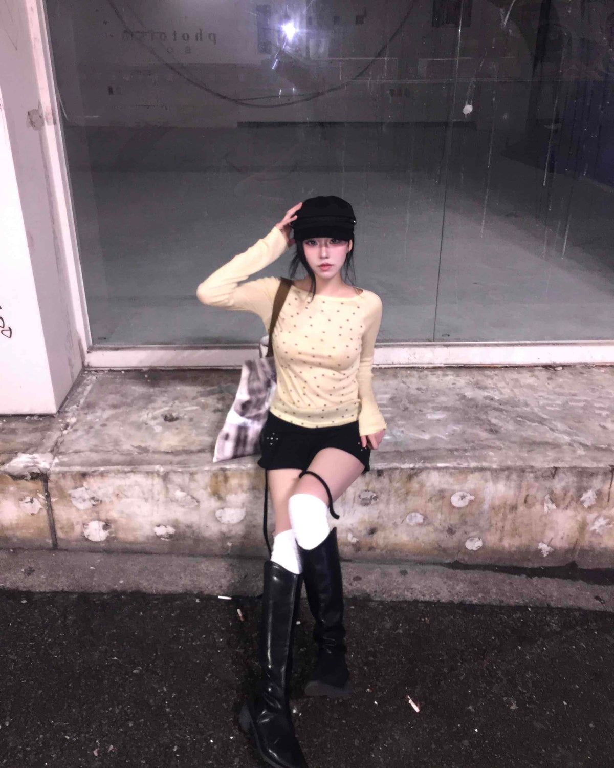 9月韓貨預訂95折ꕤ 透感波點薄長T 三色入