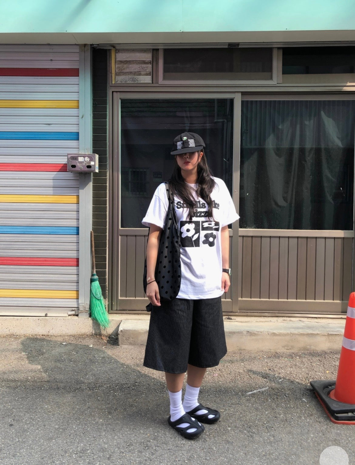 【1+1】花花字母Tee 五色入
