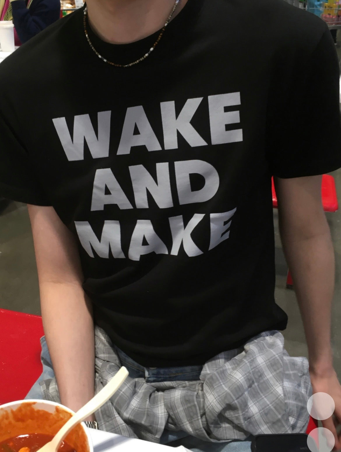 【1+1】WAKE AND MAKE Tee 三色入