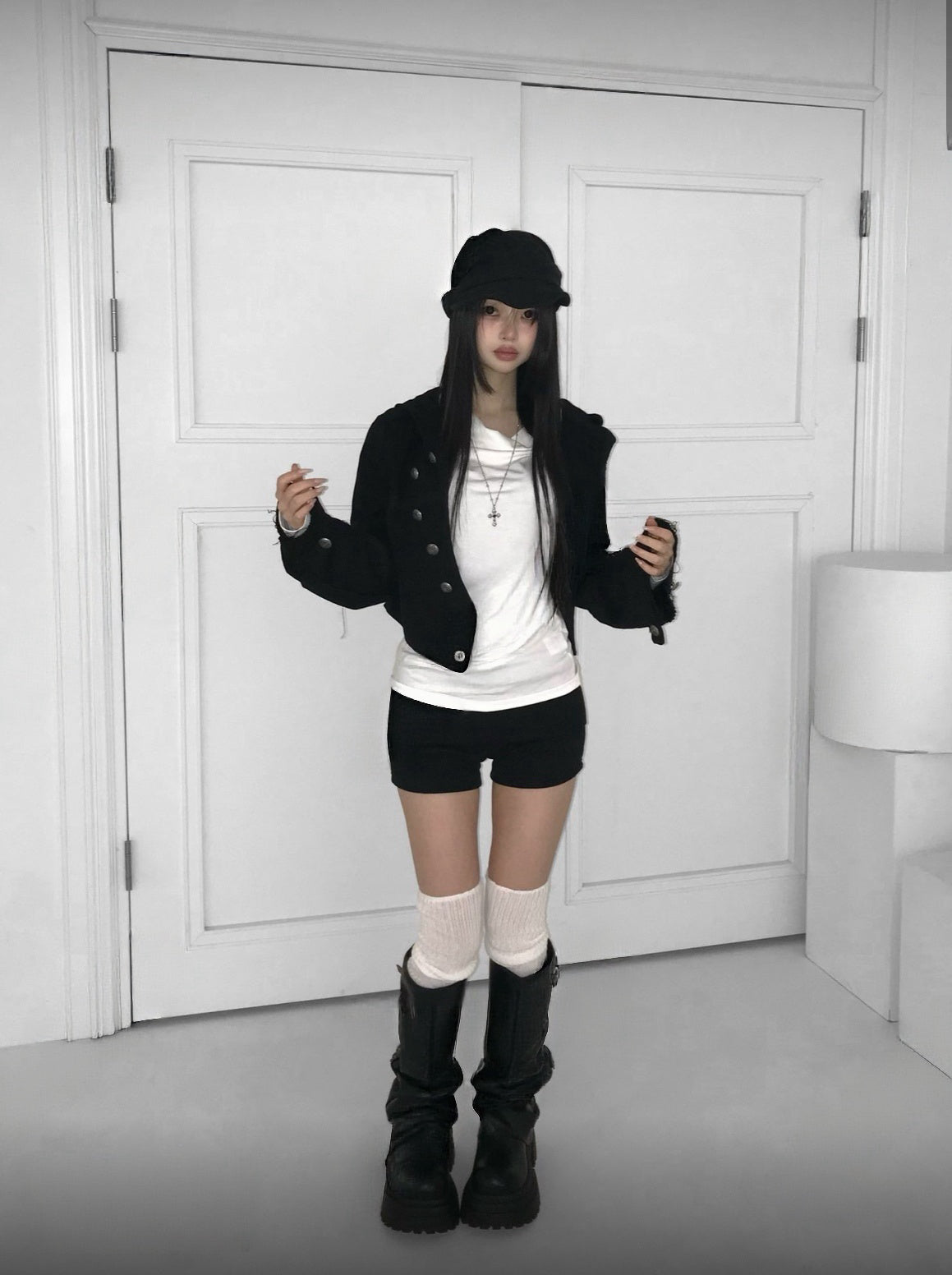 翻折腰頭坑紋短褲 三色入