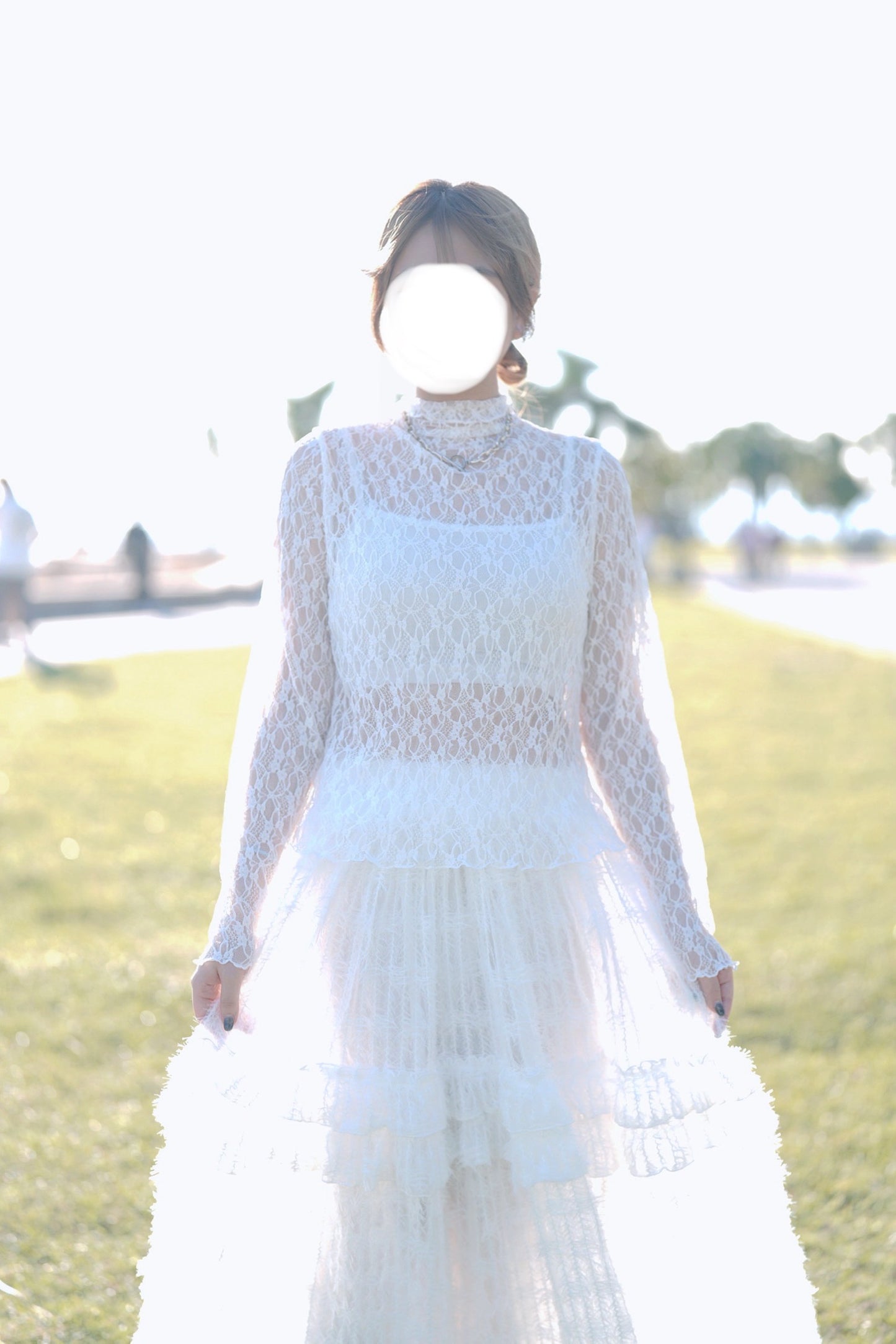 LACE RUFFLE TOP 四色入