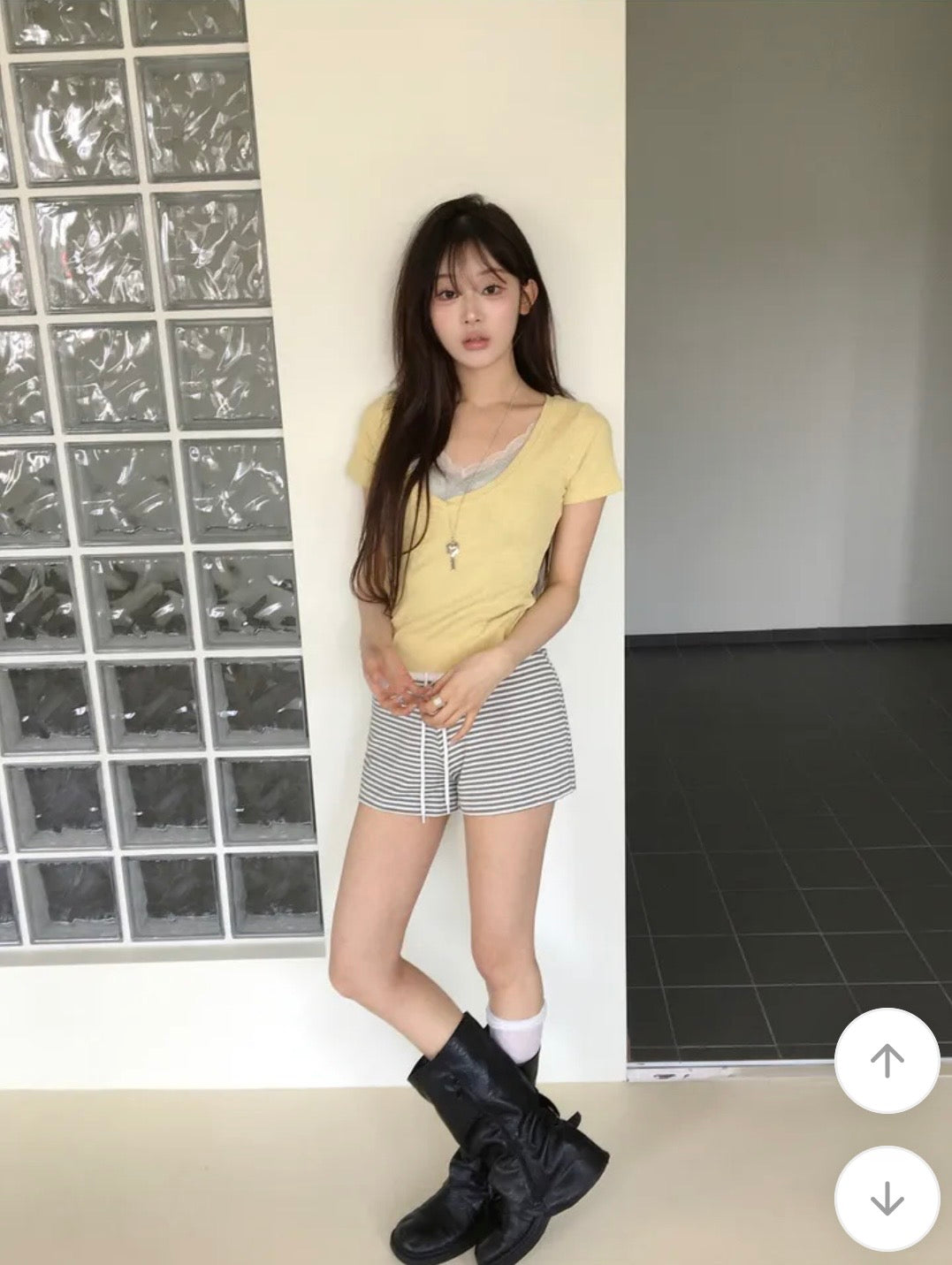 V領坑條短款上衣 五色入