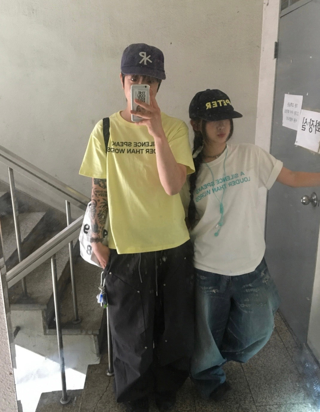 【1+1】Cool Cool字母Tee 四色入