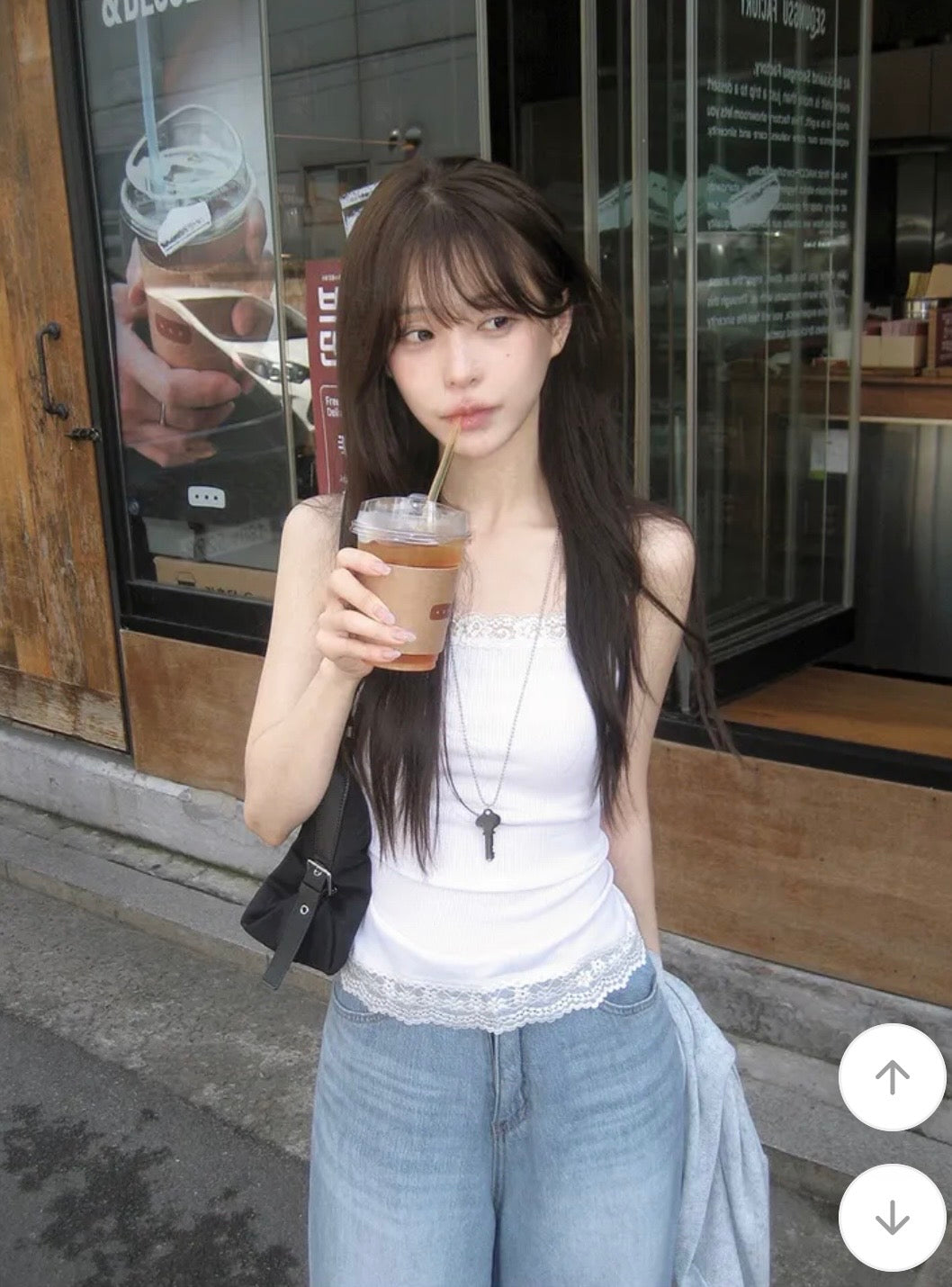 7月韓貨預訂95折಄ Lace花邊修身吊帶背心 七色入
