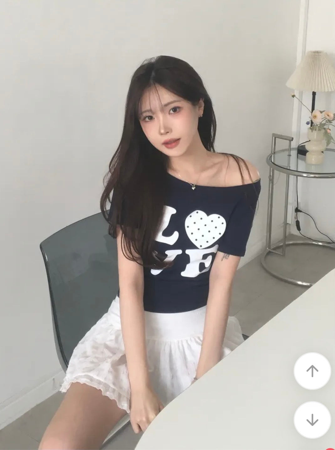 LOVE愛心斜肩短T 三色入
