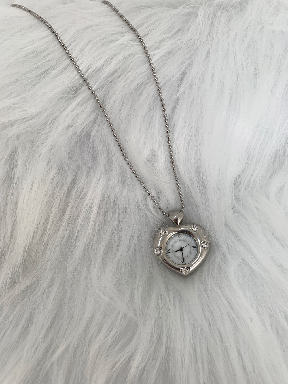 Grumpy Stuff Twinkle Heart Clock Long Necklace