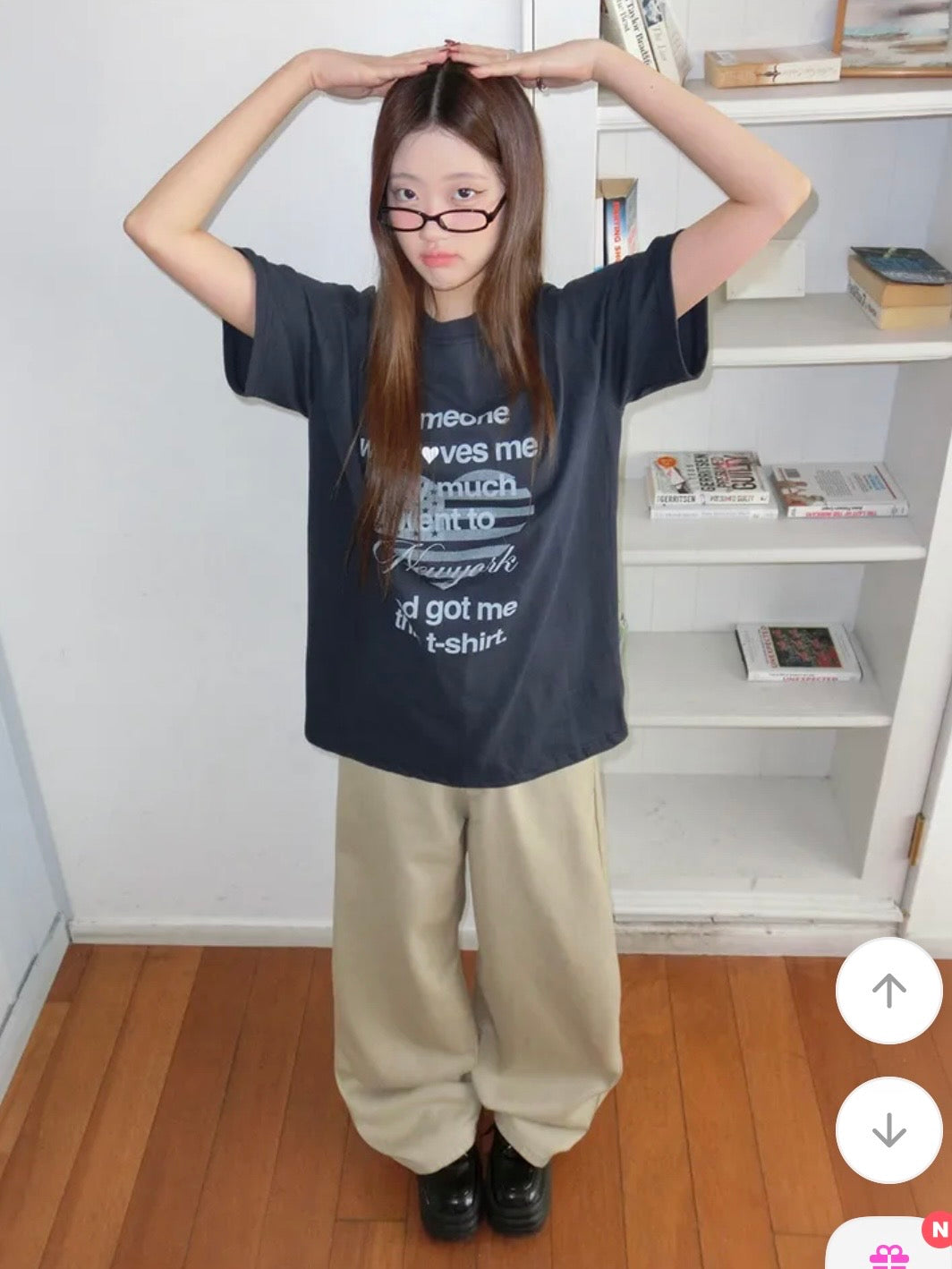 寶藍色Print Tee￼