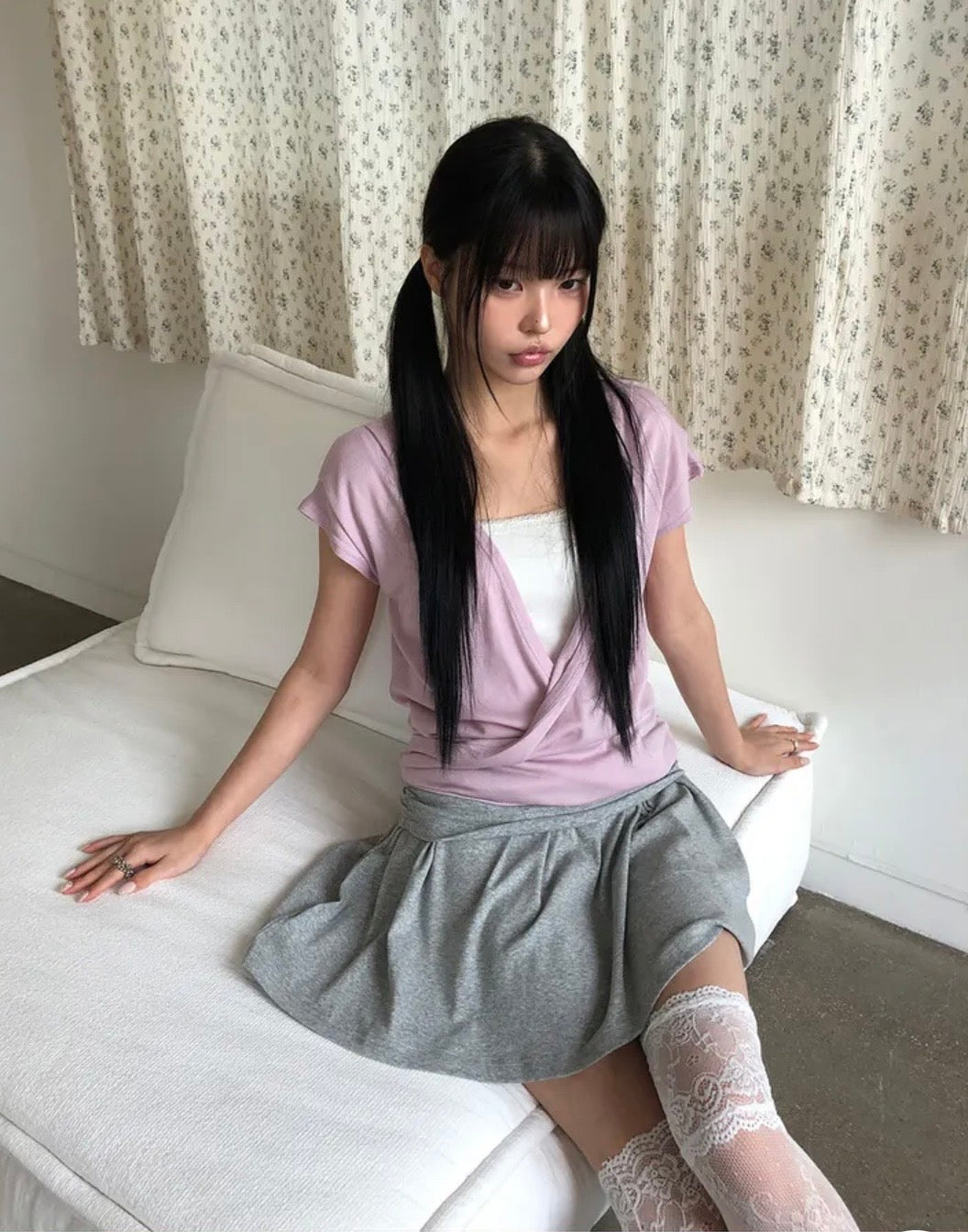 7月韓貨預訂95折಄翻腰抽褶軟感短裙 四色入