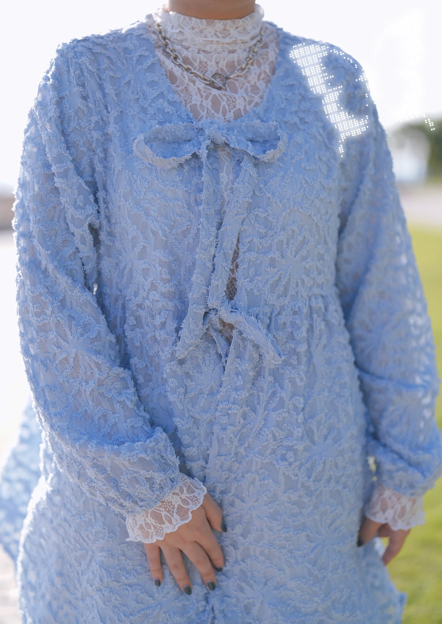 LACE RUFFLE TOP 四色入